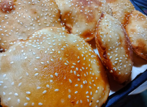 Hình của món Bánh tiêu dễ làm.