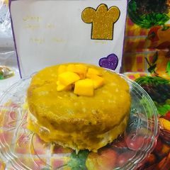 Mango glaze cake A picture of Mango glaze cake.