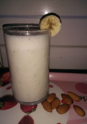 A picture of Banana milkshake.