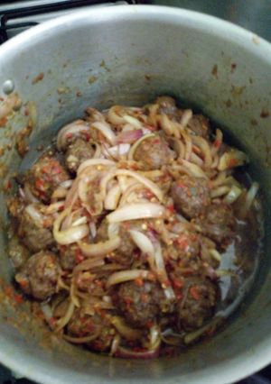 A picture of Meat ball sauce.