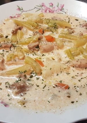 Tárkonyos raguleves recept fotója