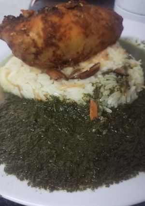 صورة لوصفة ملوخية بالدجاج 😋😍🤤🌿