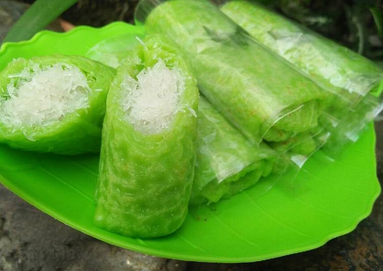 Kue Dadar Gulung ekonomis Kue Dadar Gulung ekonomis
