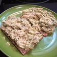 Mezcla de pollo desmenuzado, mayonesa y ‘aguacate’ para bocadillos y tostadas