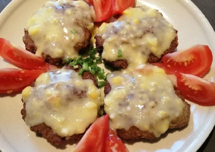 Simple Way to Make Any-night-of-the-week Beef Patties in White Sauce