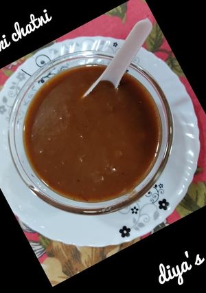 A picture of Imli ki khatti methi chutney.