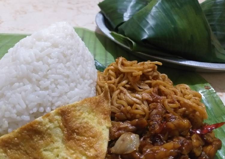 Resep Nasi kucing a la angkringan+tutorial bungkus daun pisang Top Enaknya
