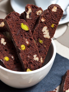 Csokoládés-pisztáciás biscotti recept fotója