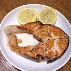 A picture of Fried Salmon.