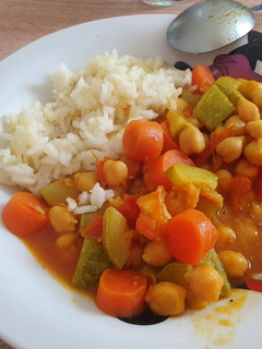 Una foto de Garbanzos con verduras