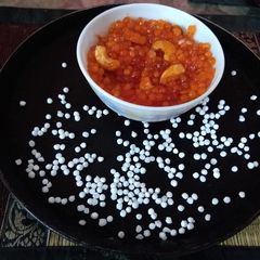 A picture of Sago pearls.