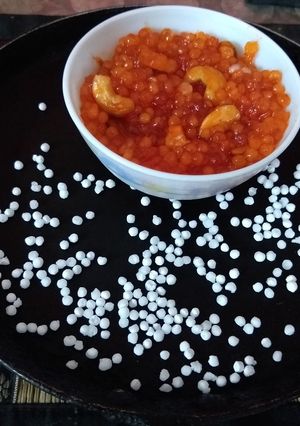 A picture of Sago pearls.