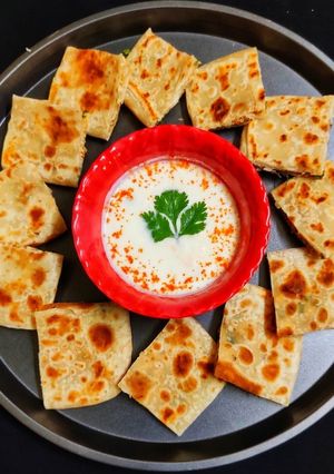 पनीर लिफाफा पराठा (paneer lifafa paratha recipe in Hindi) रेसिपी मुख्य फोटो