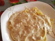 Una foto de salsa carbonara