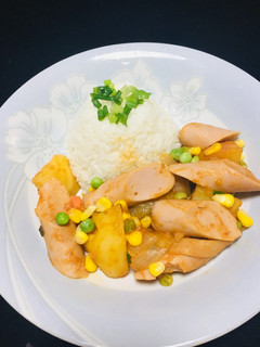Una foto de Estofado con Salchicha de Pollo!