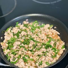 A picture of Laab chicken - a Thai classic.