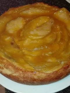 Una foto de Tarta de manzana con natillas