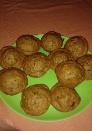 A picture of Eggless Dates cupcakes.
