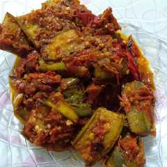 A picture of Terong Balado.