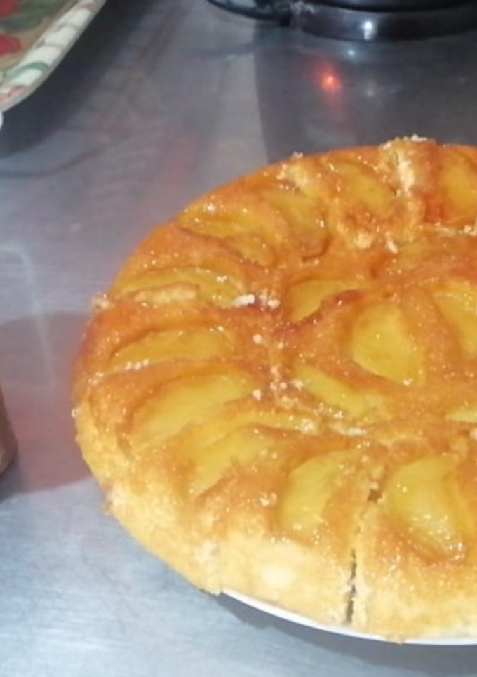 Una foto de Tarta invertida de Manzana. Fácil, rápida y económica