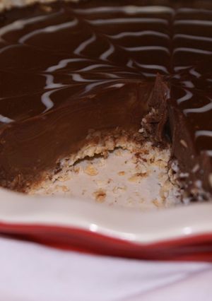 Una foto de Pie marmolado de tres chocolates