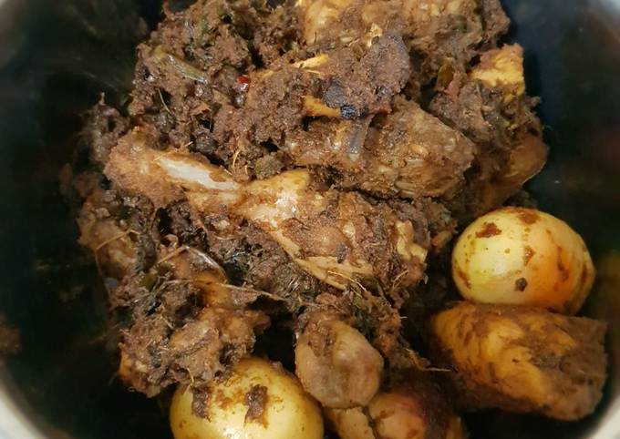 Rendang ayam dan pakis