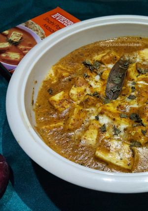 A picture of Shahi paneer.