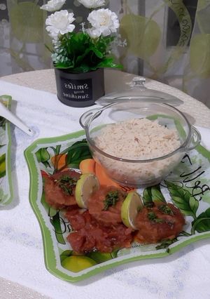 صورة لوصفة بينيي الكوسا مع صلصة الطماطم