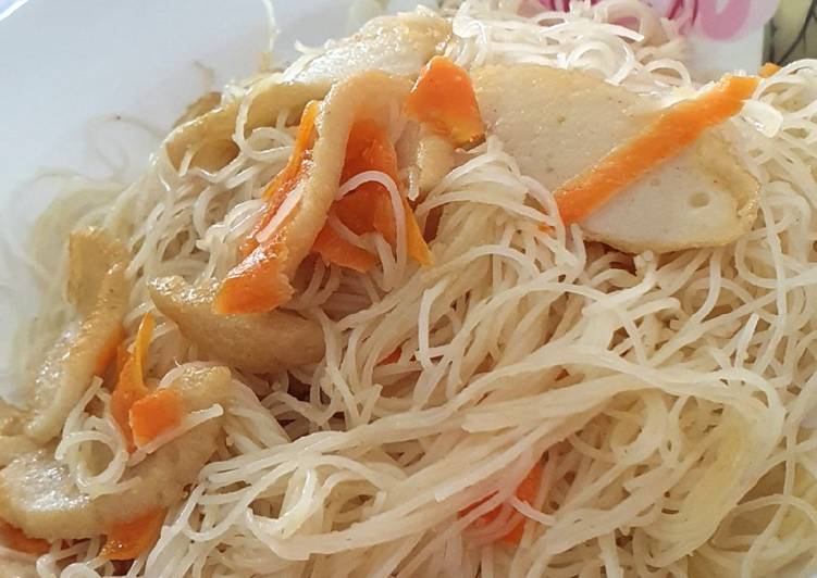 Steps to Make Quick Fried Bee Hoon
