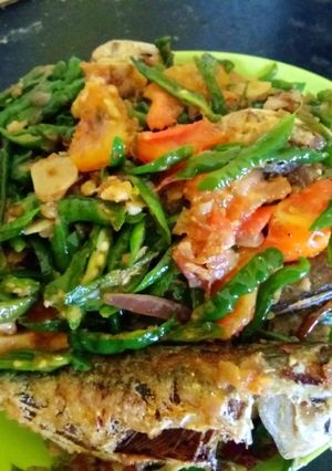 Foto resep Tumis cabe ijo ikan gembung simpel