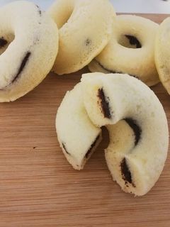 Una foto de Donuts círculo rojo 🔴 saludables al micro