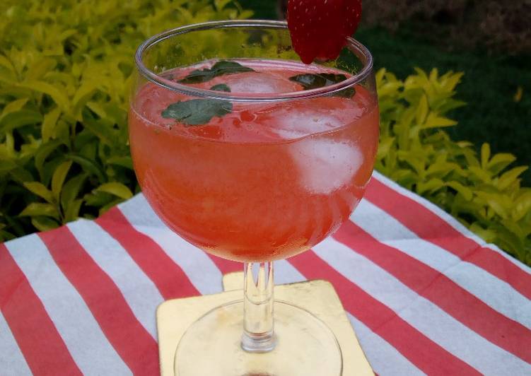 Step-by-Step Guide to Prepare Homemade Strawberry Fields#foodphotographychallenge