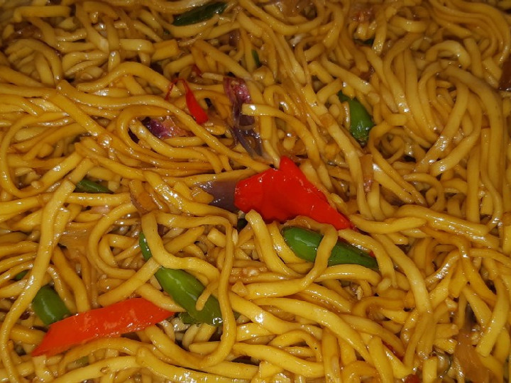 Cara Gampang Membuat Mie Goreng Pedas Sederhana yang Lezat Sekali