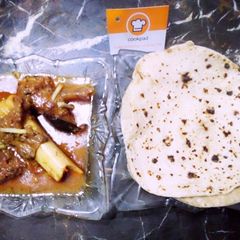 Nalli paaye with Roti A picture of Nalli paaye with Roti.