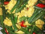 Tumis kacang panjang tempe
