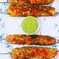 A picture of Chicken Gilafi kebab.