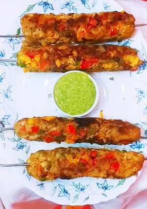 A picture of Chicken Gilafi kebab.