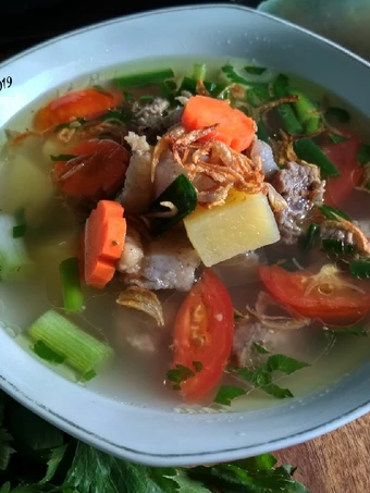 Langkah Mudah untuk Menyiapkan Resep Sup Tulang Sapi yang  Bikin Ketagihan Anti Ribet, Mantap Sekali