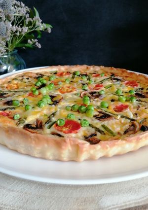 Foto principal de Quiche de espárragos y champiñones