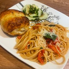 Tomato Basil Pasta A picture of Tomato Basil Pasta.