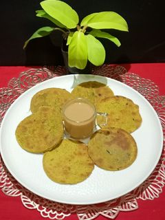 A picture of Barley Flour Biscuit Masala Bhakri.