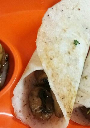 A picture of Mushroom masala wraps.