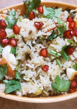 वेज बिर्याणी (veg biryani recipe in marathi) रेसिपी चे मुख्य फोटो 