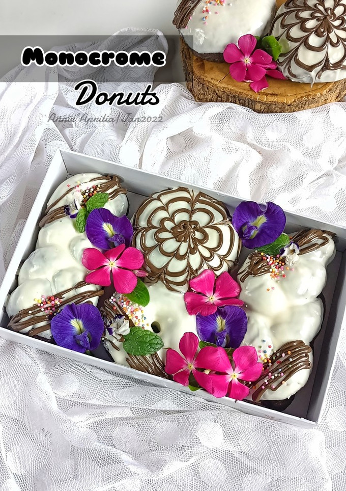 Foto resep Monocrome Donuts (Charcoal Donuts)