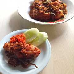 รูปของ Ayam Goreng Lengkuas Praktis