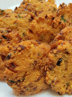 கடலை பருப்பு வடை (kadalai paruppu vadai recipe in tamil) செய்முறை முக்கிய புகைப்படம்