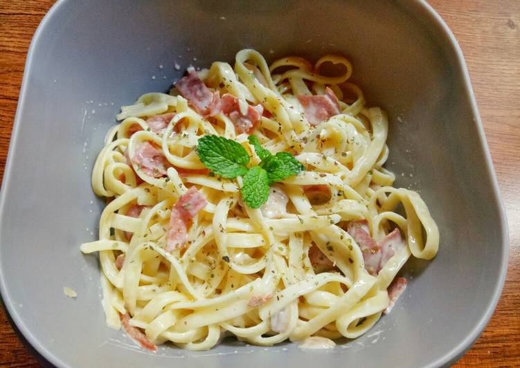 Resep Creamy fettucine carbonara Anti Gagal