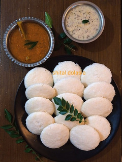 इडली, सांबर चटनी (Idli Sambar chutney recipe in hindi) रेसिपी मुख्य फोटो