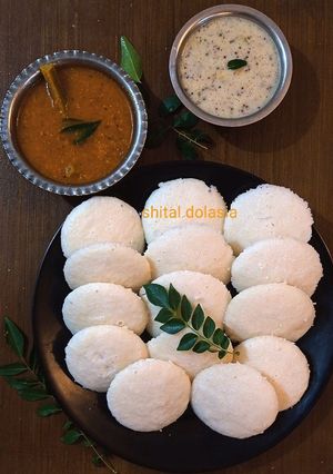 इडली, सांबर चटनी (Idli Sambar chutney recipe in hindi) रेसिपी मुख्य फोटो