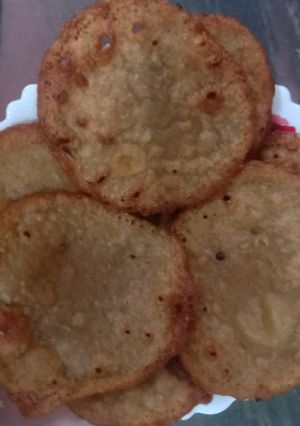 बिहारी स्पेशल पुआ (Bihari special pua recipe in hindi) रेसिपी मुख्य फोटो